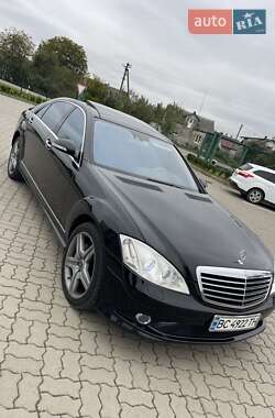 Седан Mercedes-Benz S-Class 2008 в 