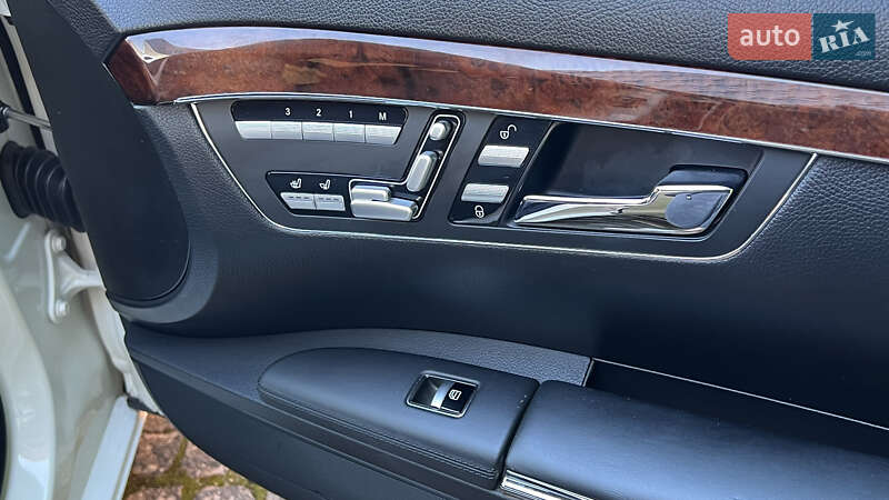 Седан Mercedes-Benz S-Class 2008 в Днепре