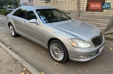 Седан Mercedes-Benz S-Class 2007 в Николаеве