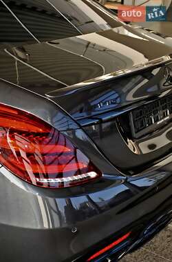 Седан Mercedes-Benz S-Class 2019 в 