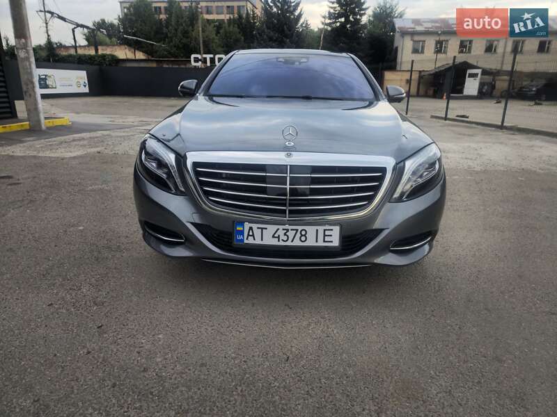 Седан Mercedes-Benz S-Class 2017 в Тысменице