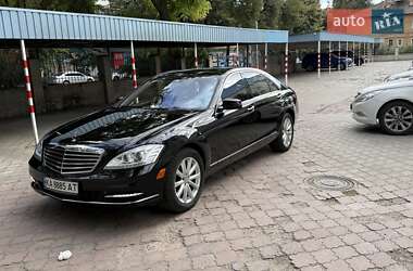 Седан Mercedes-Benz S-Class 2013 в 
