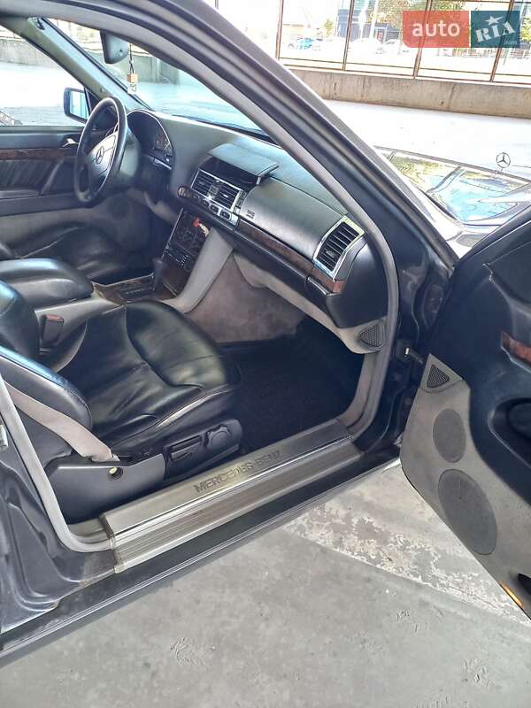 Седан Mercedes-Benz S-Class 1993 в Ровно