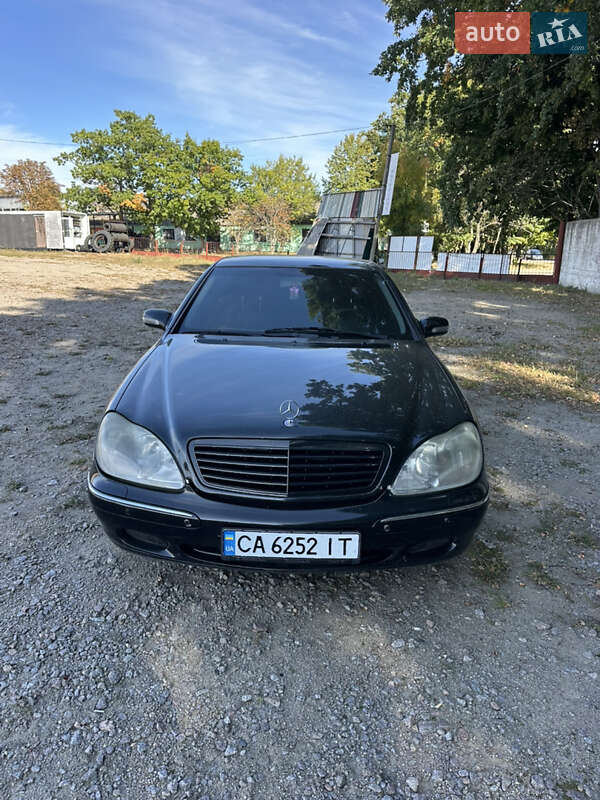 Седан Mercedes-Benz S-Class 2000 в Умани