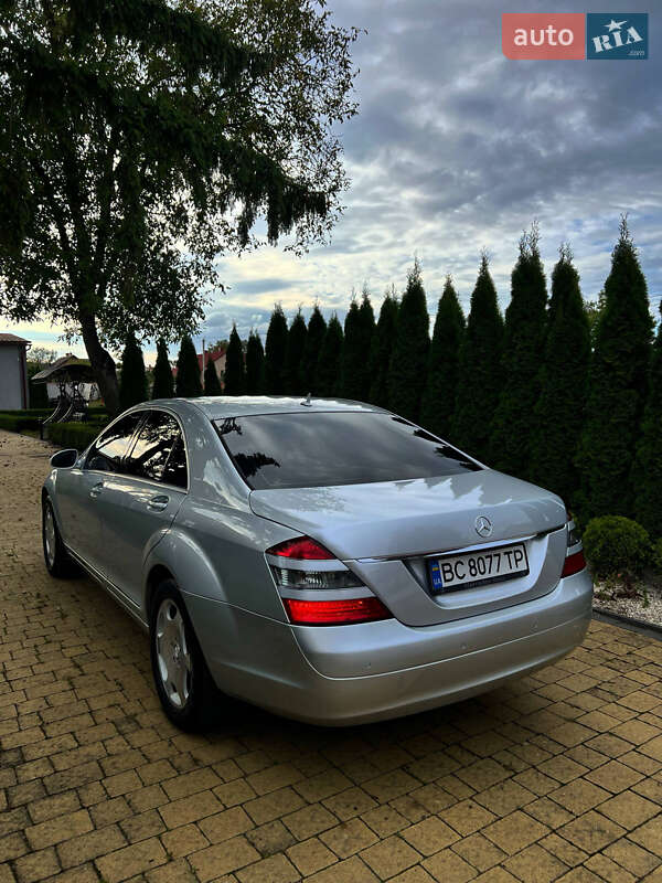 Седан Mercedes-Benz S-Class 2007 в Городке