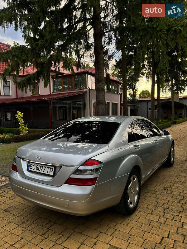 Седан Mercedes-Benz S-Class 2007 в Городке