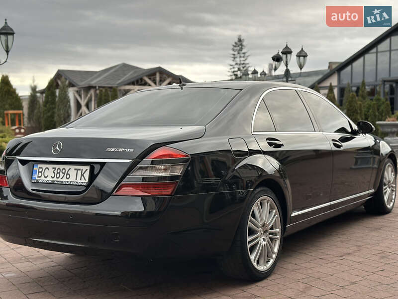 Седан Mercedes-Benz S-Class 2006 в Львове