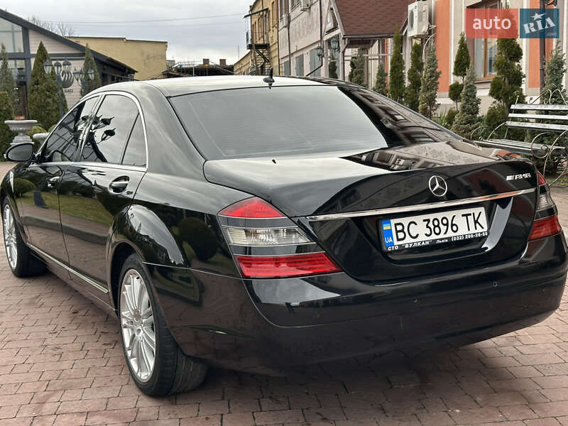 Седан Mercedes-Benz S-Class 2006 в Львове