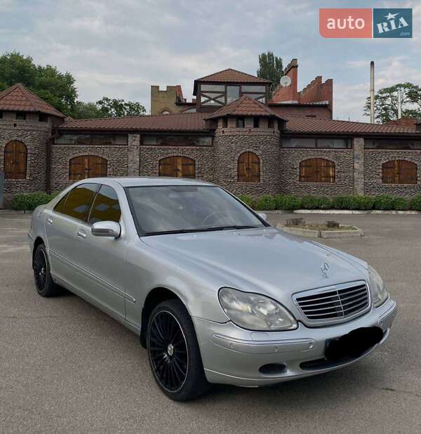 Седан Mercedes-Benz S-Class 2000 в Киеве