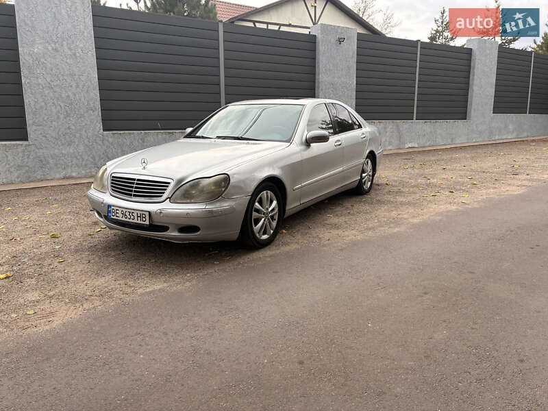 Седан Mercedes-Benz S-Class 2000 в 