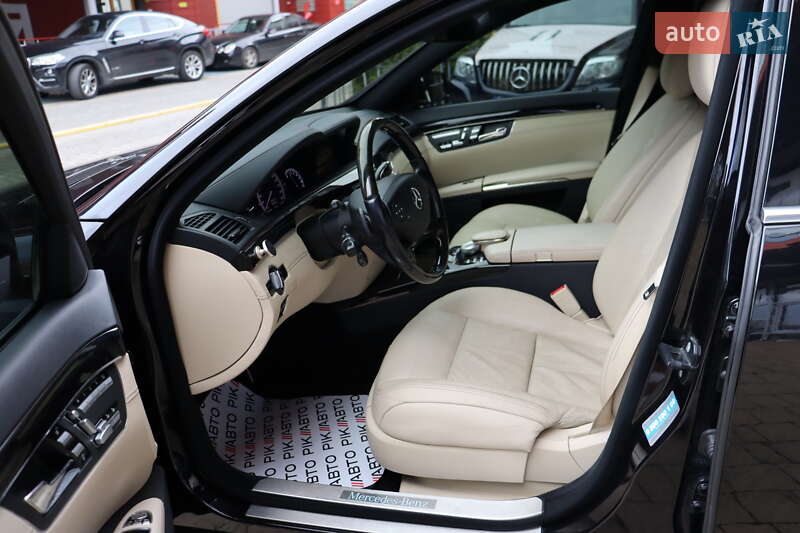 Седан Mercedes-Benz S-Class 2012 в Львові