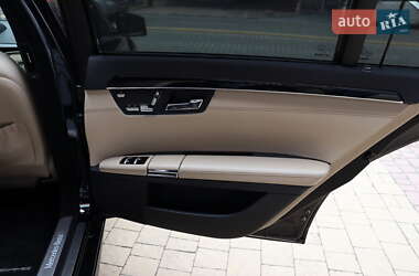 Седан Mercedes-Benz S-Class 2012 в 