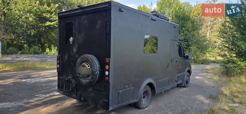 Седан Mercedes-Benz S-Class 2012 в Виннице