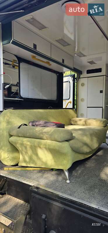 Седан Mercedes-Benz S-Class 2012 в Виннице