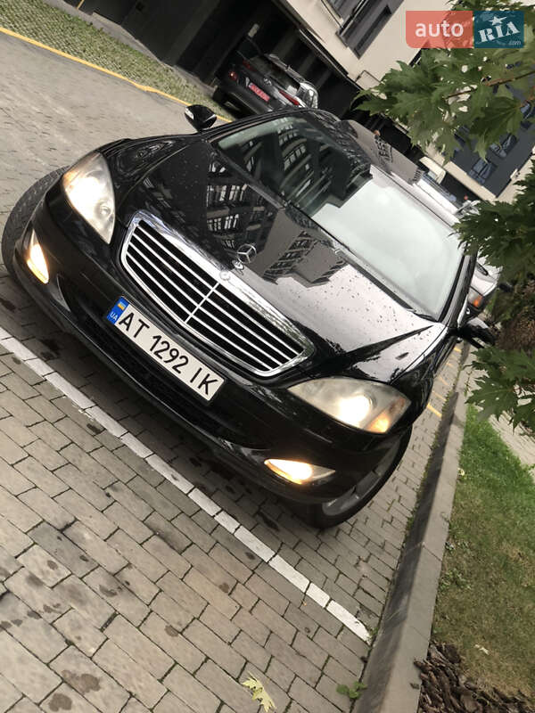 Седан Mercedes-Benz S-Class 2009 в Івано-Франківську