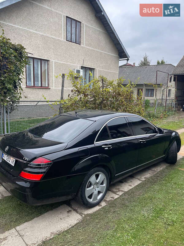 Седан Mercedes-Benz S-Class 2009 в Івано-Франківську