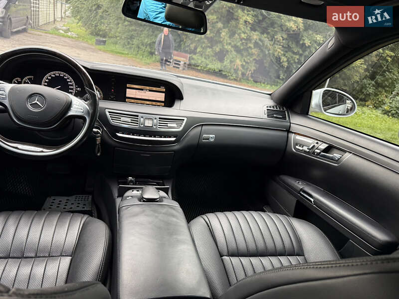 Седан Mercedes-Benz S-Class 2008 в Ровно