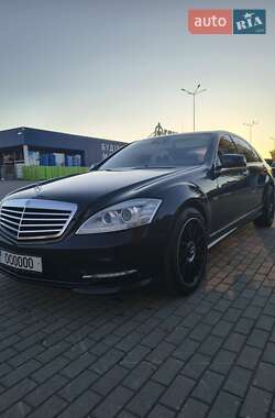 Седан Mercedes-Benz S-Class 2011 в 