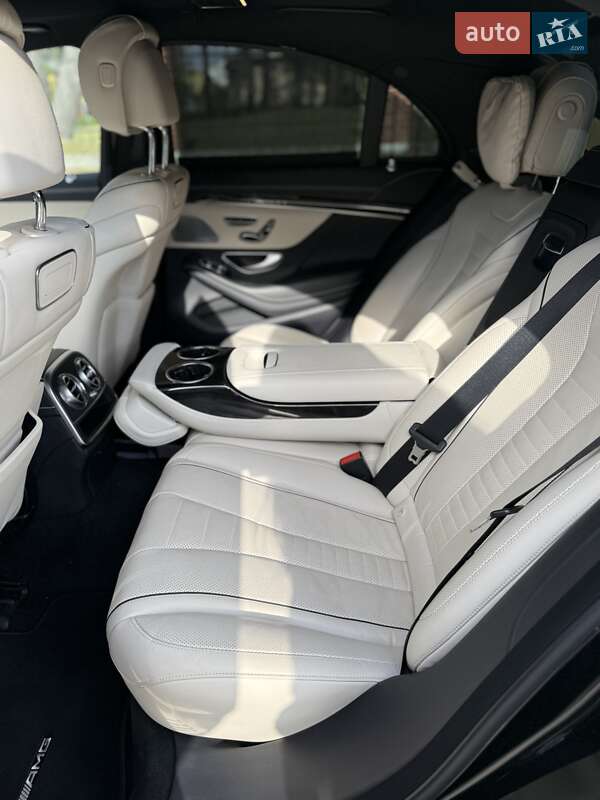 Седан Mercedes-Benz S-Class 2020 в Львові