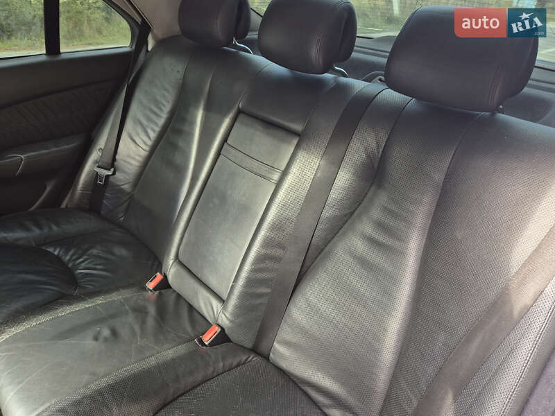 Седан Mercedes-Benz S-Class 2004 в Славуте