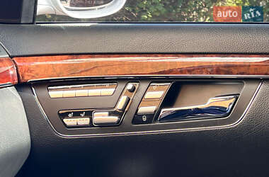 Седан Mercedes-Benz S-Class 2008 в 