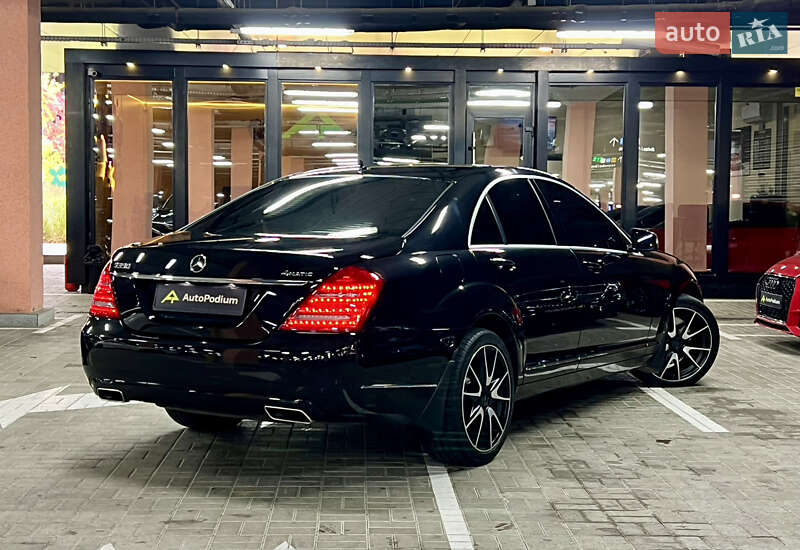 Седан Mercedes-Benz S-Class 2012 в Киеве