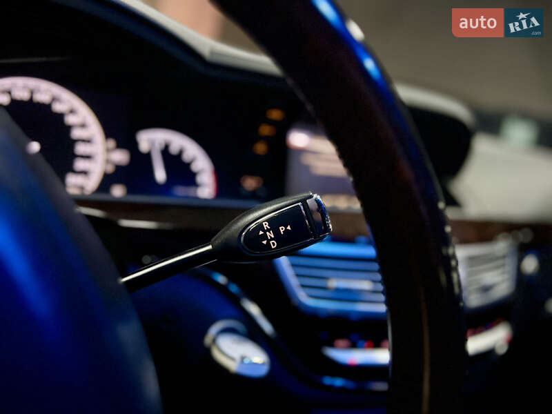 Седан Mercedes-Benz S-Class 2012 в Киеве