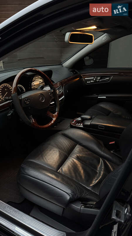 Седан Mercedes-Benz S-Class 2007 в Виннице