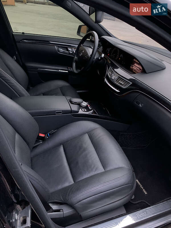 Седан Mercedes-Benz S-Class 2010 в Дніпрі