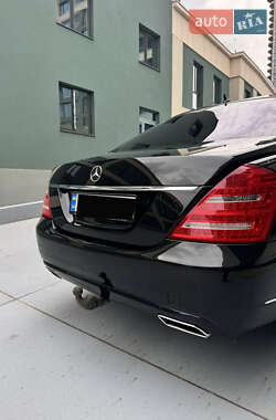 Седан Mercedes-Benz S-Class 2010 в 