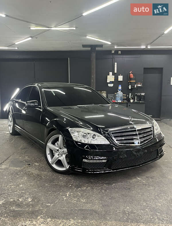 Mercedes-Benz S-Class 2007