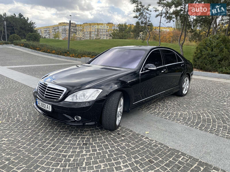 Седан Mercedes-Benz S-Class 2007 в Днепре