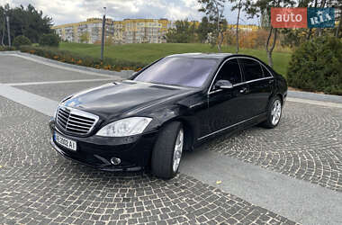 Седан Mercedes-Benz S-Class 2007 в  фото 3 Седан Mercedes-Benz S-Class 2007 в