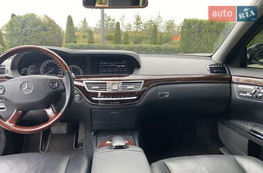 Седан Mercedes-Benz S-Class 2007 в  фото 13 Седан Mercedes-Benz S-Class 2007 в