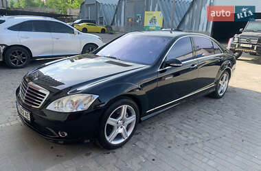 Седан Mercedes-Benz S-Class 2007 в  фото 30 Седан Mercedes-Benz S-Class 2007 в