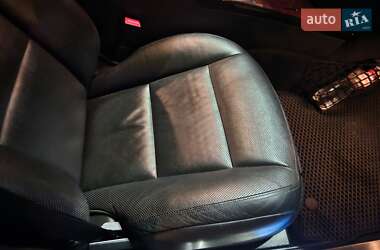 Седан Mercedes-Benz S-Class 2012 в 