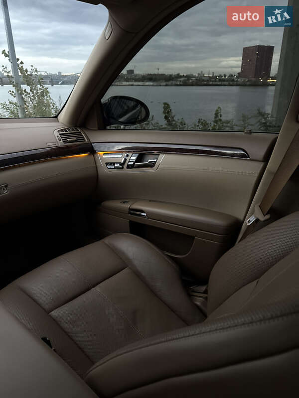 Седан Mercedes-Benz S-Class 2006 в Киеве фото 25 Седан Mercedes-Benz S-Class 2006 в Киеве
