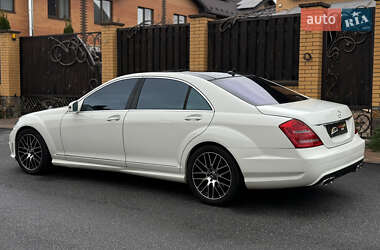 Седан Mercedes-Benz S-Class 2008 в 