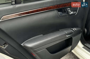 Седан Mercedes-Benz S-Class 2008 в 