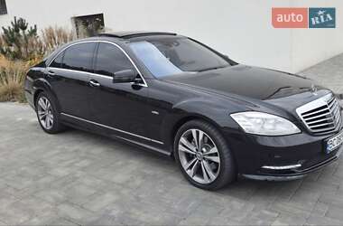 Седан Mercedes-Benz S-Class 2011 в 