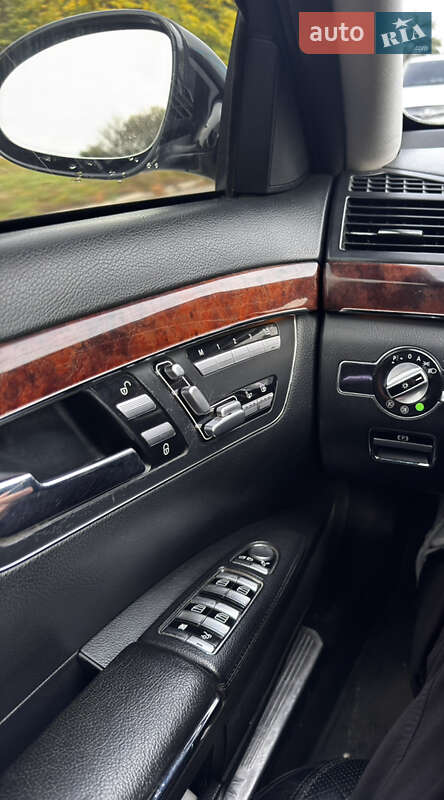 Седан Mercedes-Benz S-Class 2007 в Кременчуці