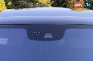 Седан Mercedes-Benz S-Class 2012 в 