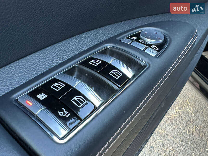 Седан Mercedes-Benz S-Class 2012 в Ровно
