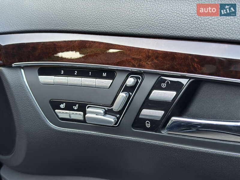Седан Mercedes-Benz S-Class 2012 в Ровно