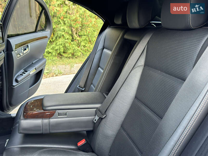 Седан Mercedes-Benz S-Class 2012 в Ровно