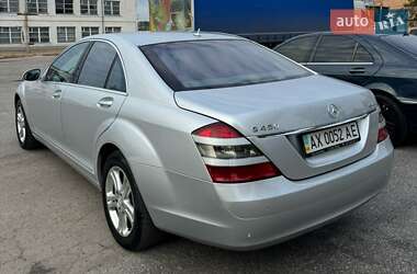 Седан Mercedes-Benz S-Class 2008 в 