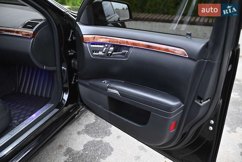 Седан Mercedes-Benz S-Class 2007 в Любаре фото 55 Седан Mercedes-Benz S-Class 2007 в Любаре