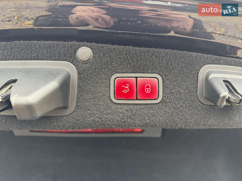 Седан Mercedes-Benz S-Class 2014 в Стрые фото 43 Седан Mercedes-Benz S-Class 2014 в Стрые