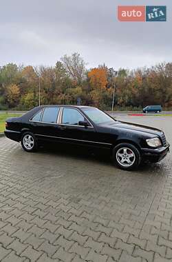Седан Mercedes-Benz S-Class 1995 в  фото 5 Седан Mercedes-Benz S-Class 1995 в