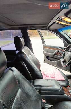 Седан Mercedes-Benz S-Class 1995 в  фото 22 Седан Mercedes-Benz S-Class 1995 в